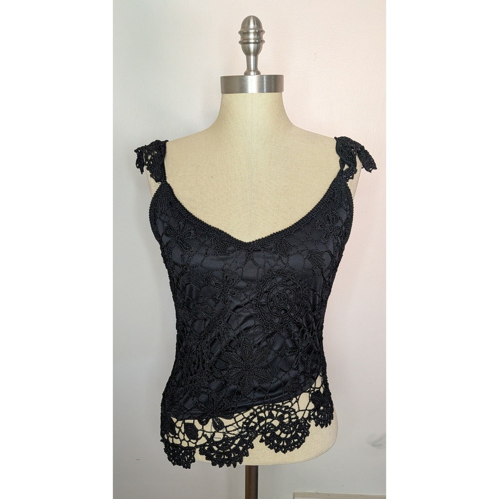 La Cite Small Black Crochet Lace Floral Tank Boho Fairy Grunge Romantic Goth